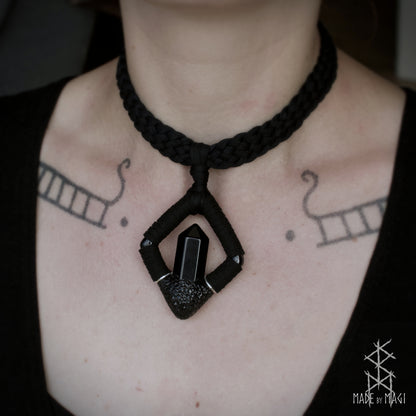 BLOOD MOON FÀGAMEN Necklaces