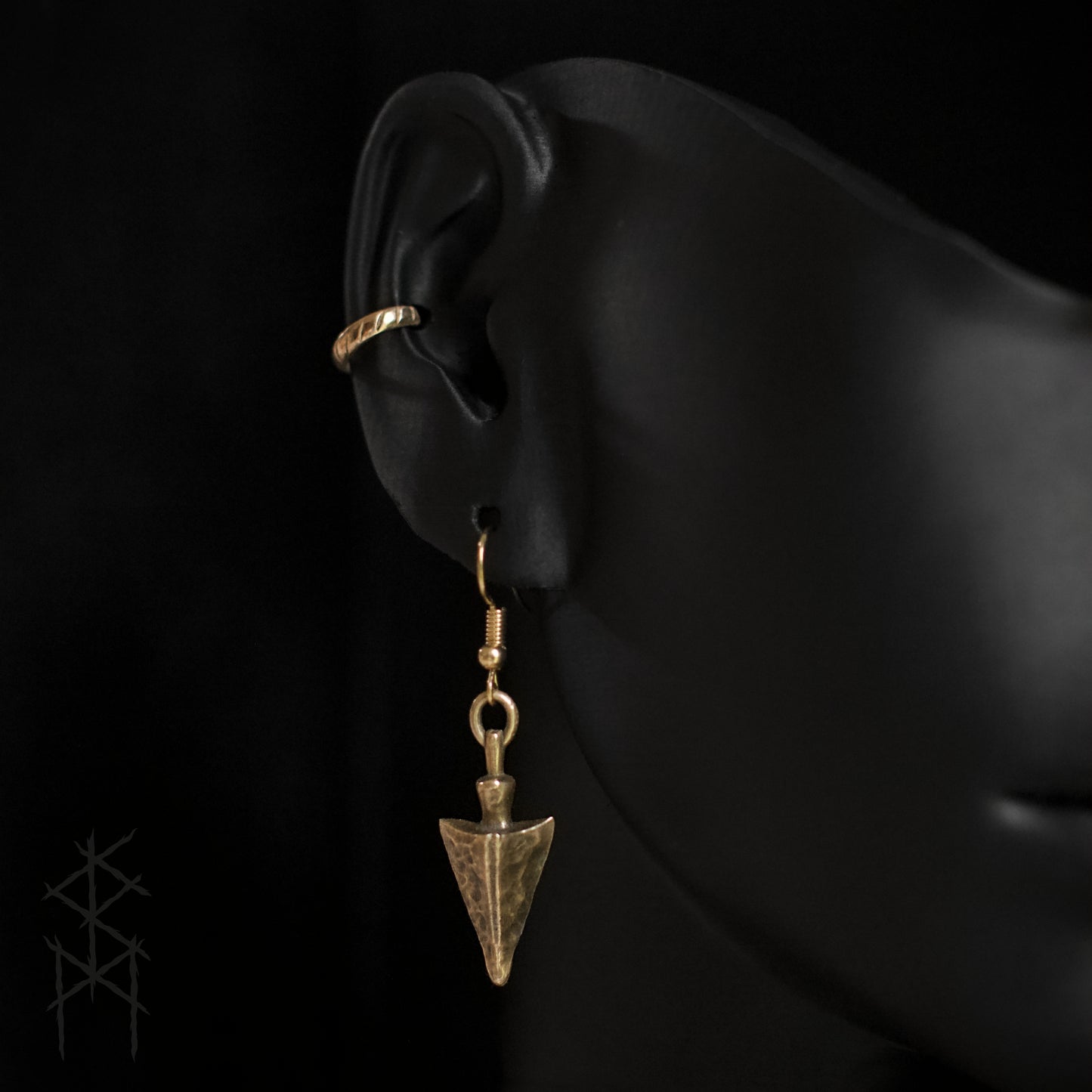 ASK Ear Cuff