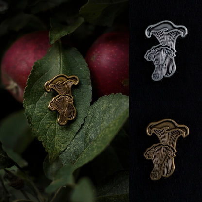 FORAGER CLUB pin